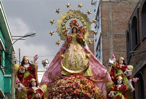 La Virgen de la Candelaria, Bir İnanç Gösterisi ve Yumuşak Renkler Festivali!